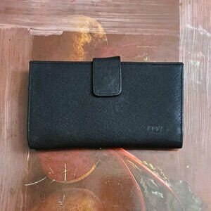 Heys Genuine Leather Made in Canada Medium